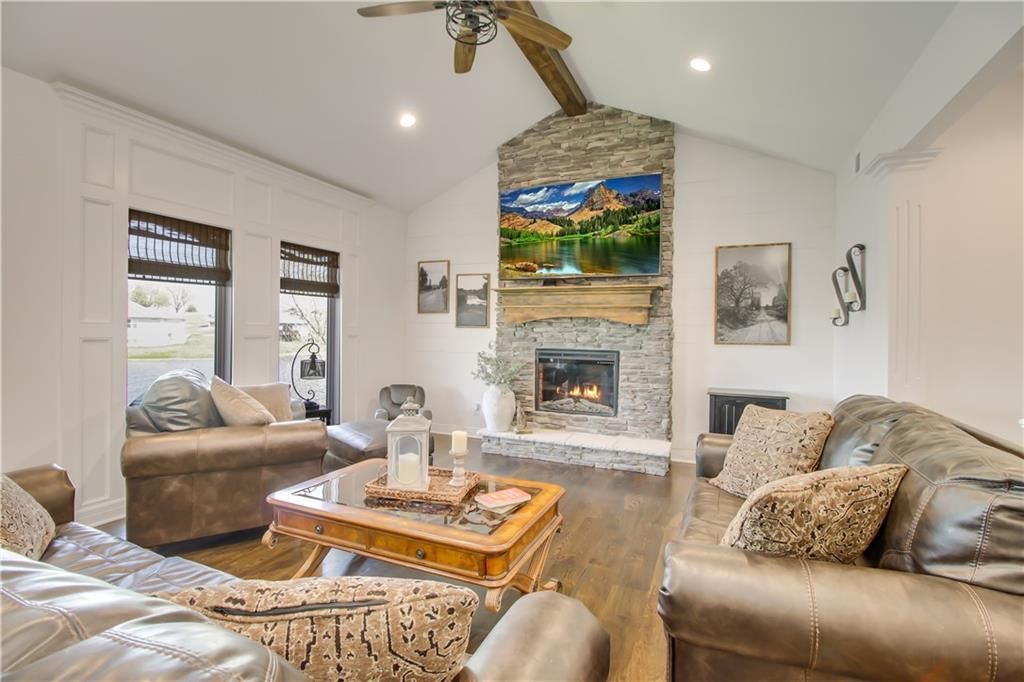1112 SW Hawthorne Circle — photo 4