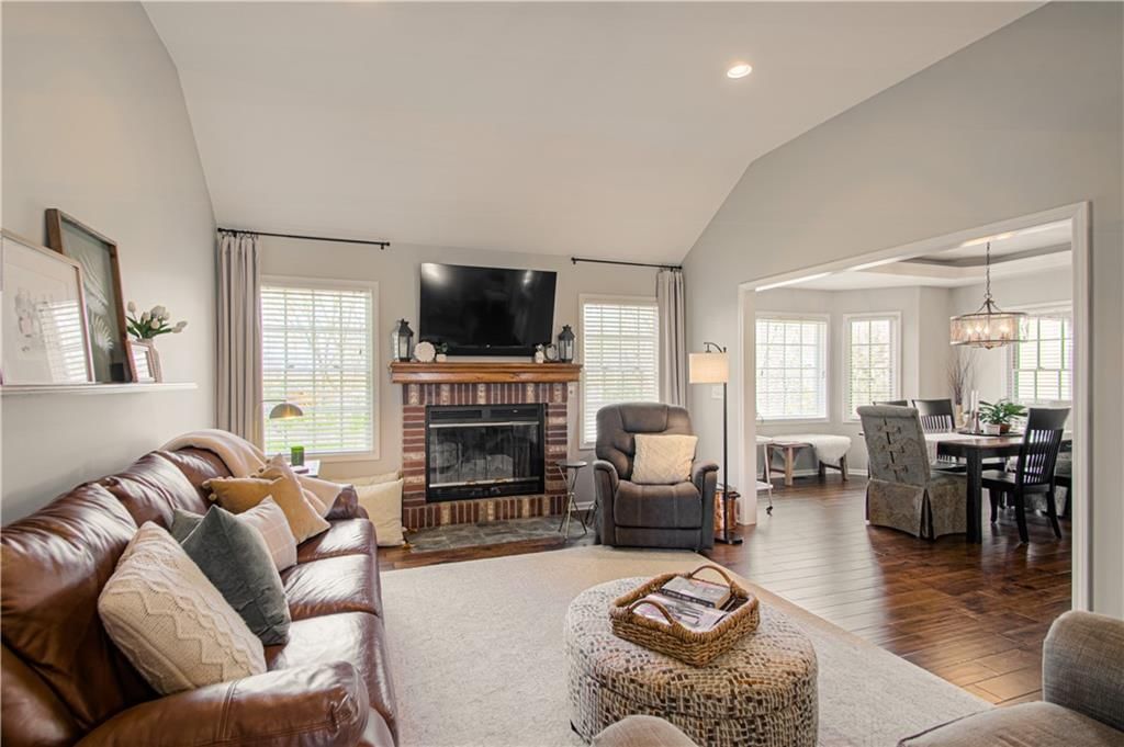 6168 Maple Ridge Road — photo 9