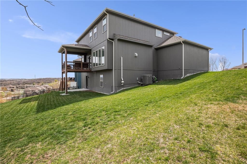 4510 NE 67th Terrace — photo 38