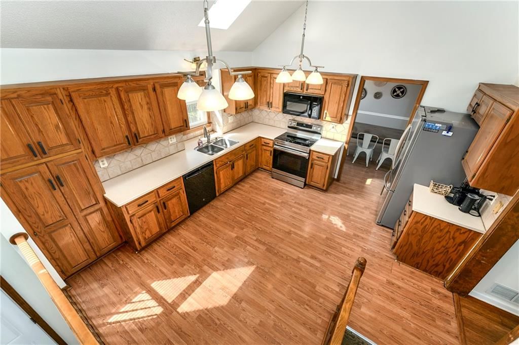 8007 NW 70th Street — photo 14