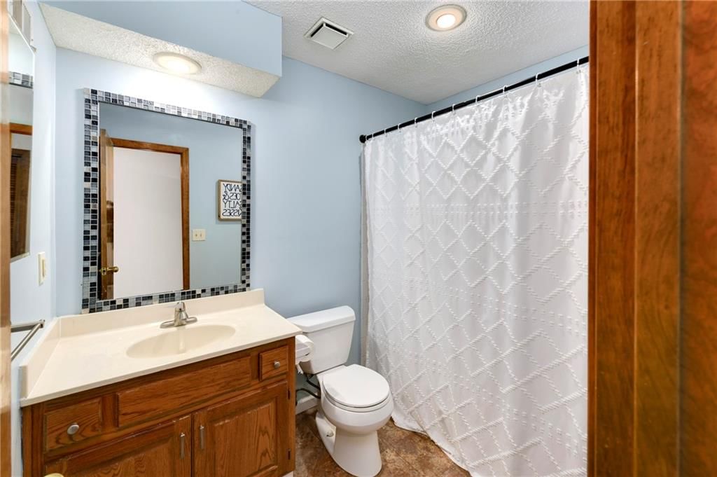 8007 NW 70th Street — photo 23