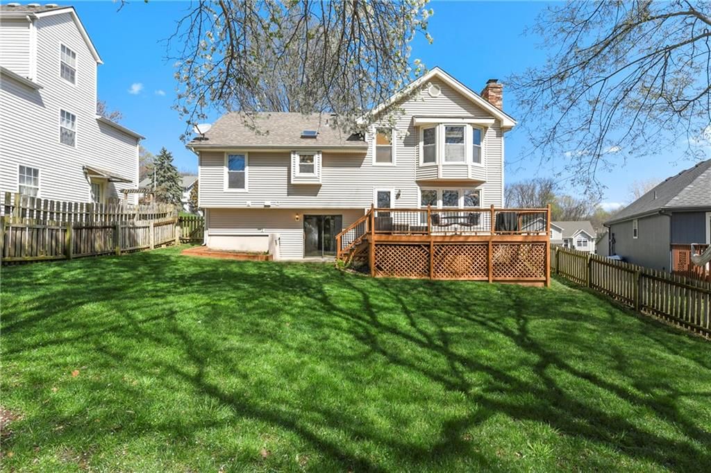8007 NW 70th Street — photo 31