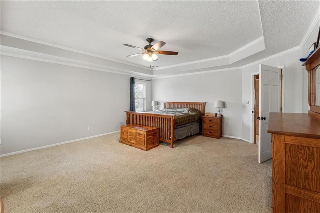 801 NE Jamestown Court — photo 25
