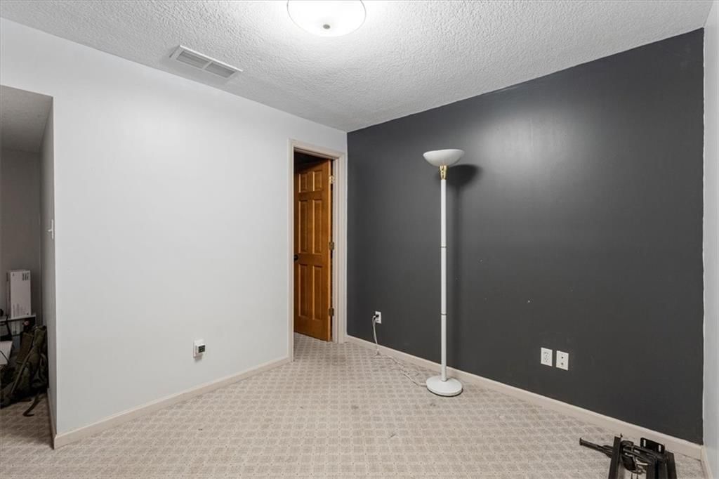 801 NE Jamestown Court — photo 43