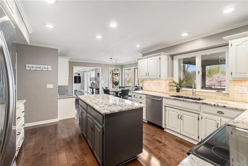 11548 Hemlock Street — photo 18