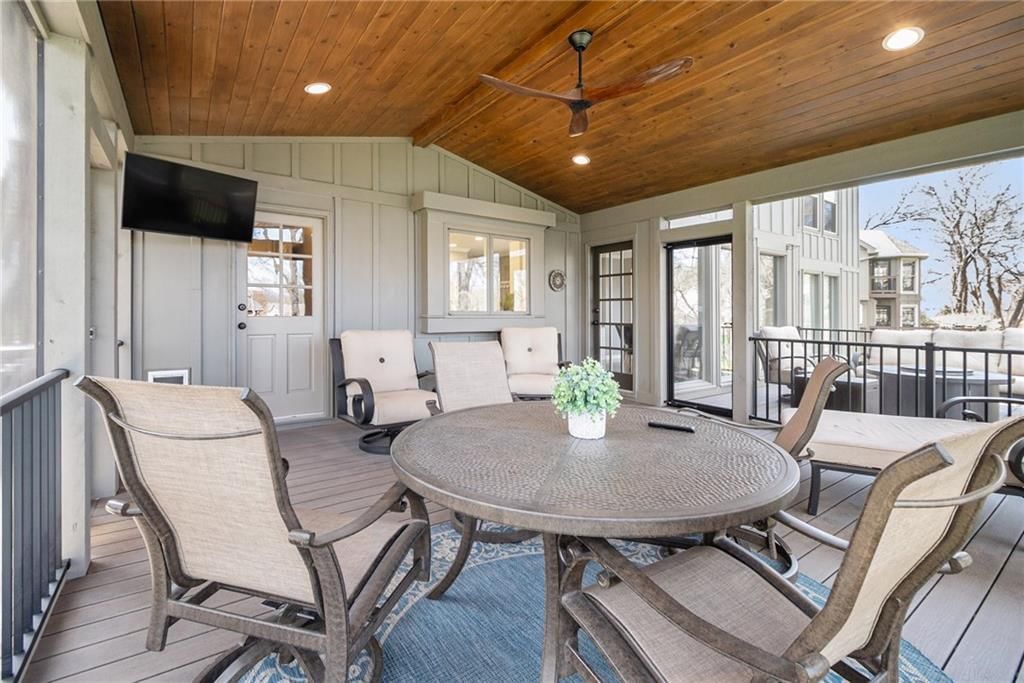 11548 Hemlock Street — photo 47