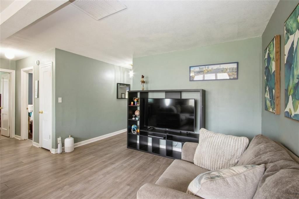 10607 W 56th Street — photo 8