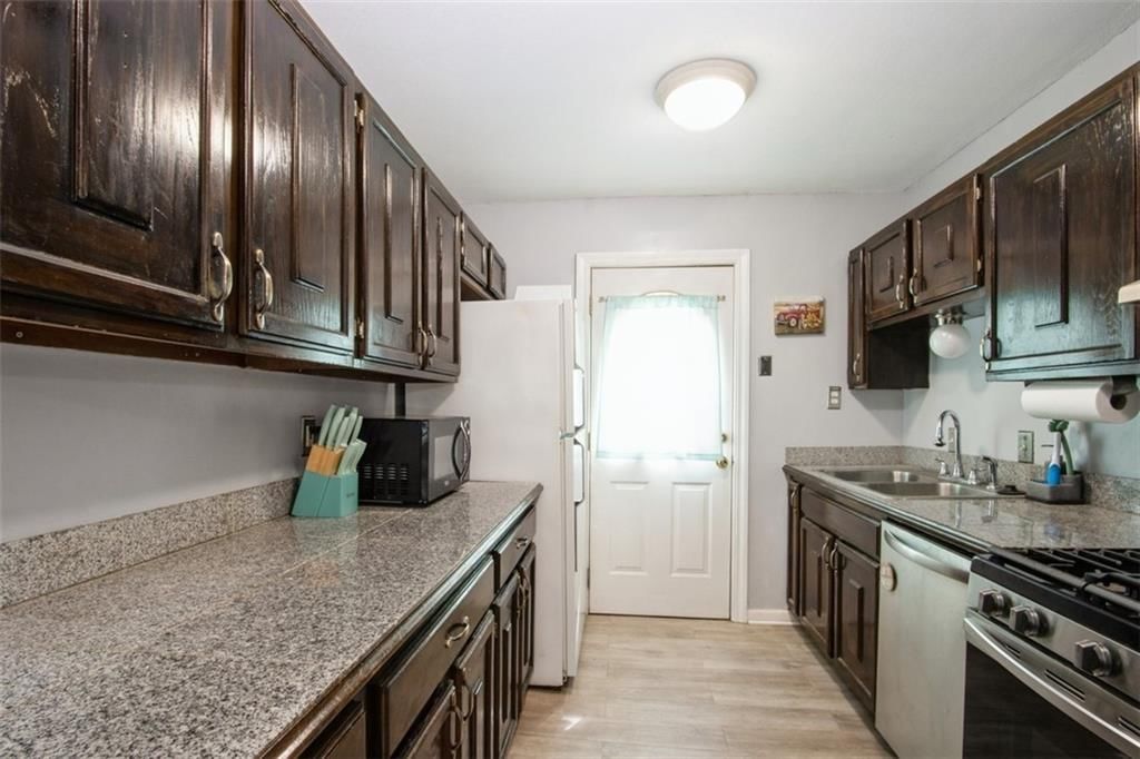 10607 W 56th Street — photo 10