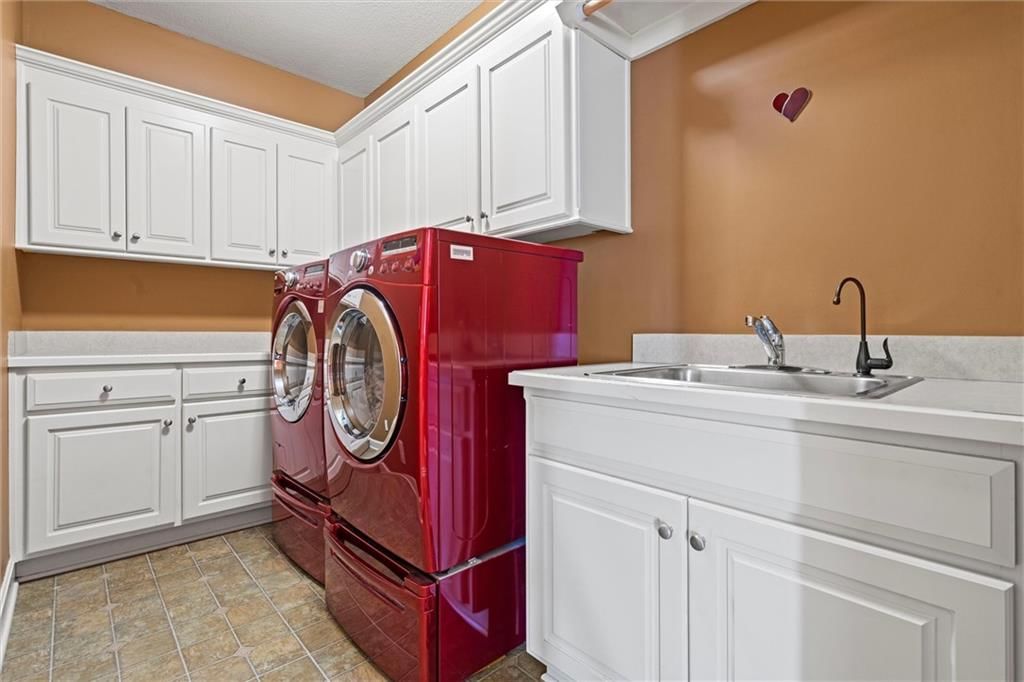 416 SW WINTERGARDEN Drive — photo 15
