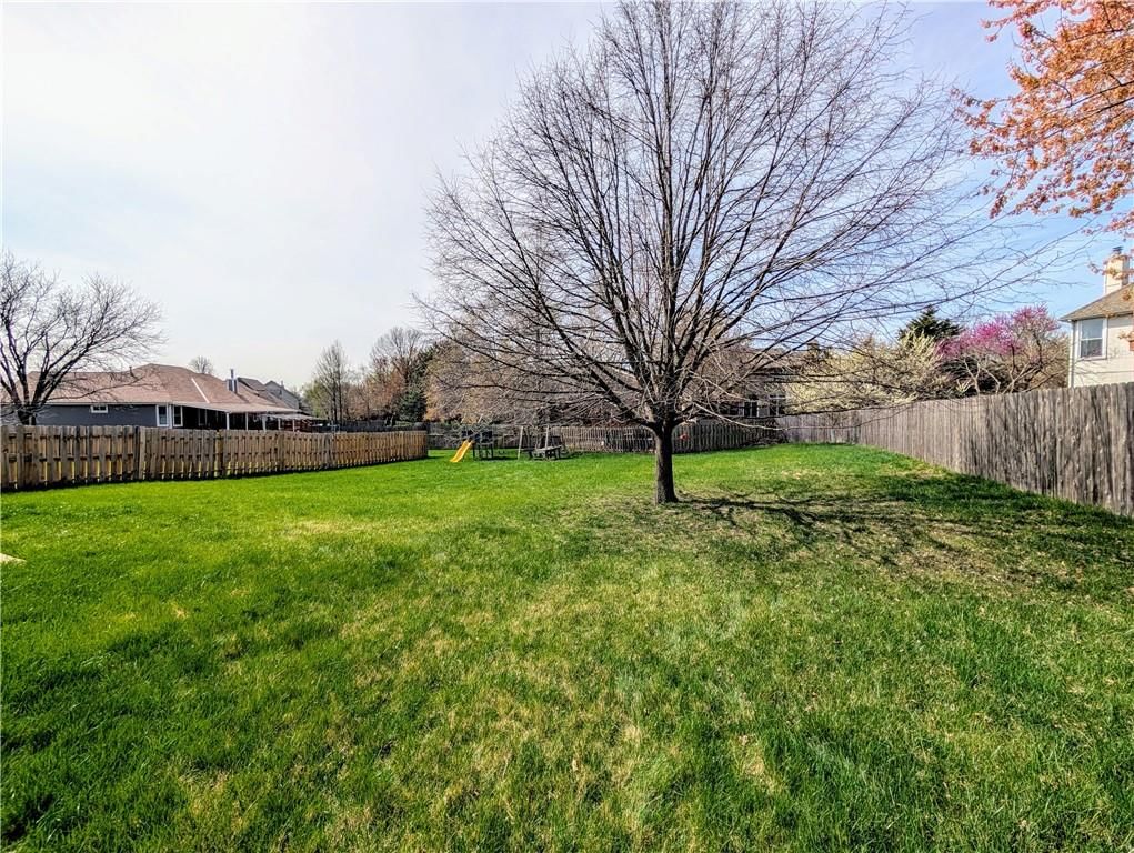 8815 W 128th Street — photo 6