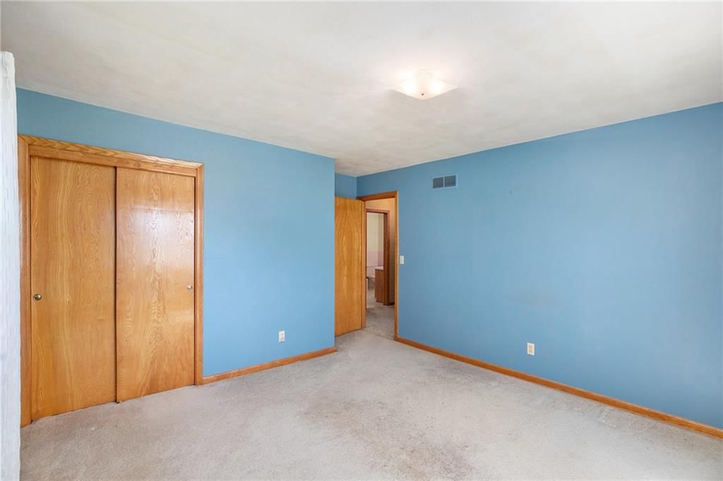 625 Edwardsville Drive — photo 13