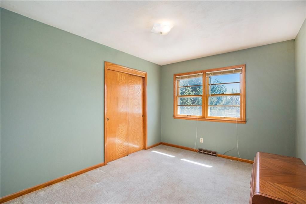 625 Edwardsville Drive — photo 15