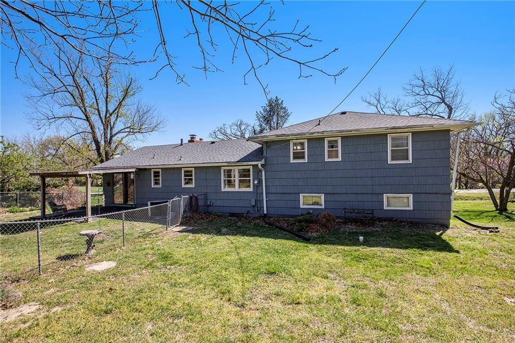625 Edwardsville Drive — photo 22