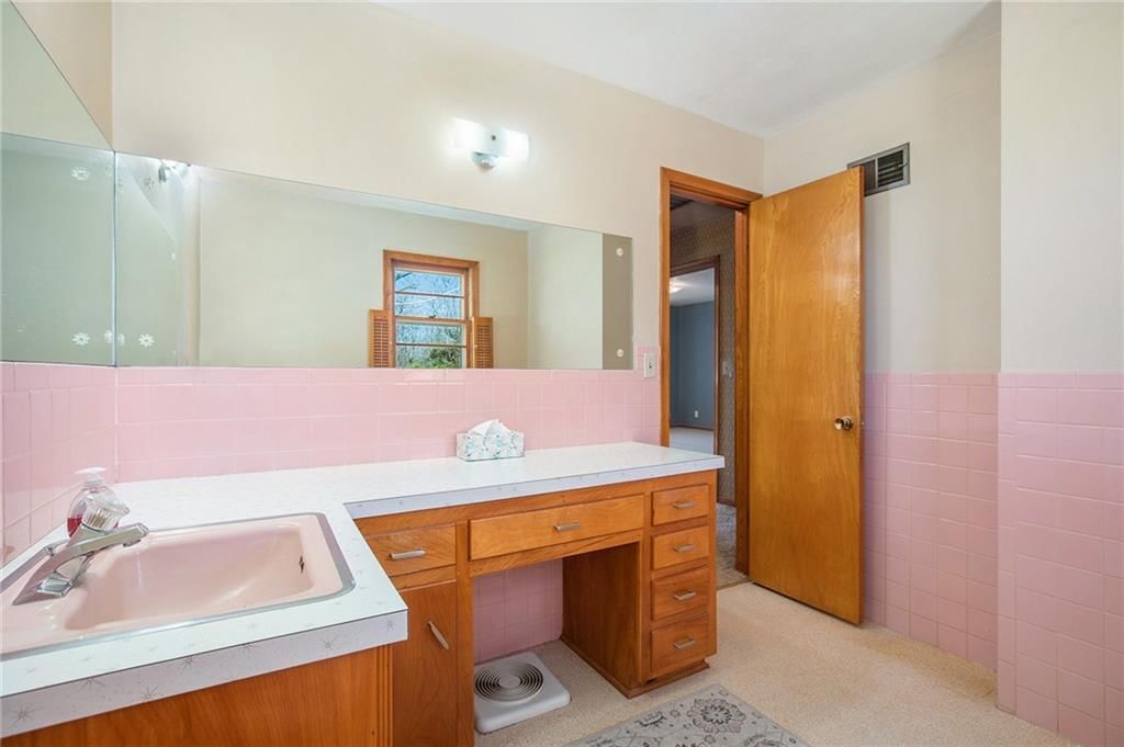 625 Edwardsville Drive — photo 10