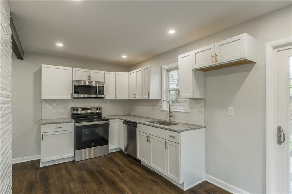 6307 E 96th Street — photo 10