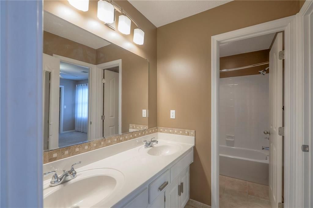 16044 W 160th Terrace — photo 39