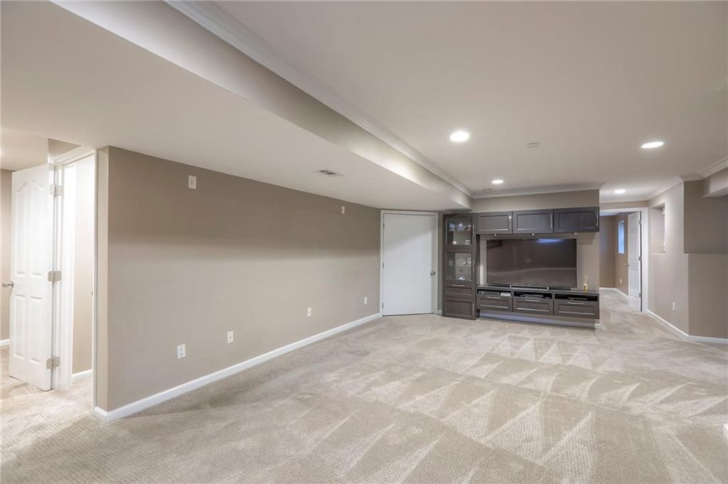 16044 W 160th Terrace — photo 44