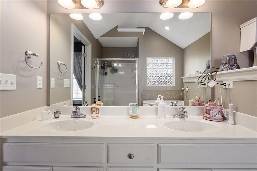 1509 NW Nicholas Drive — photo 13