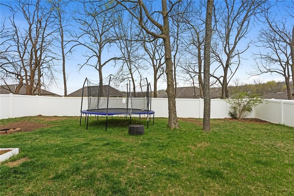 1509 NW Nicholas Drive — photo 24