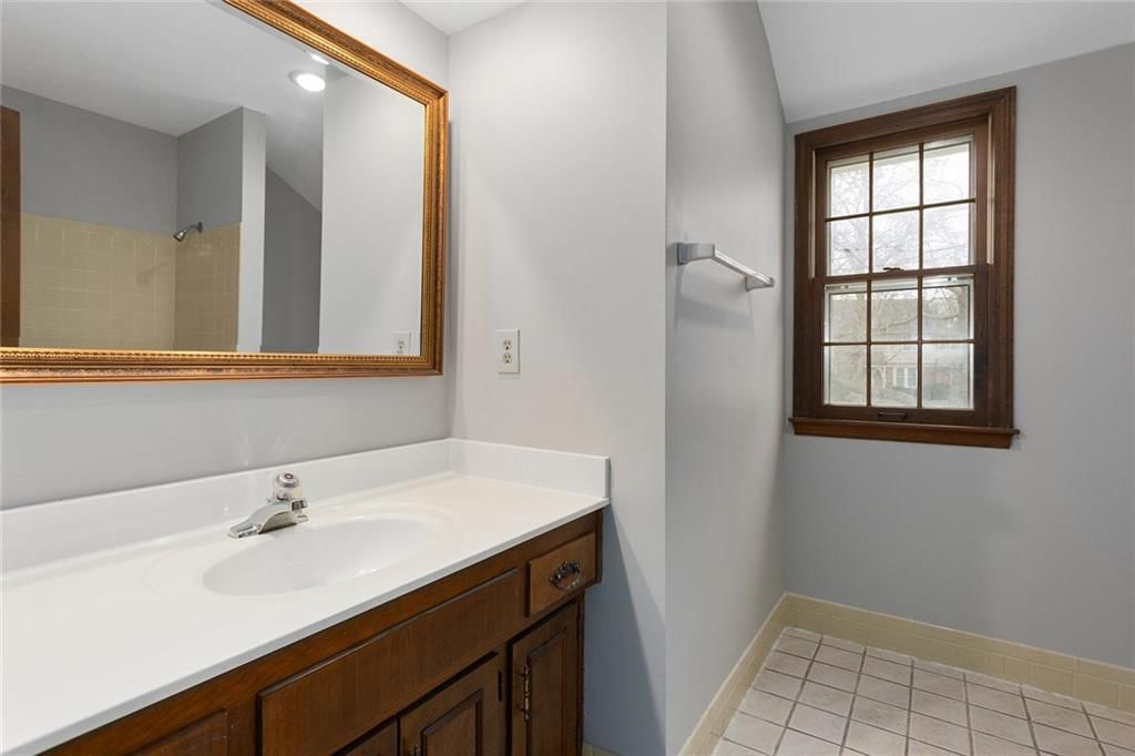 3516 NE Kingwood Place — photo 23