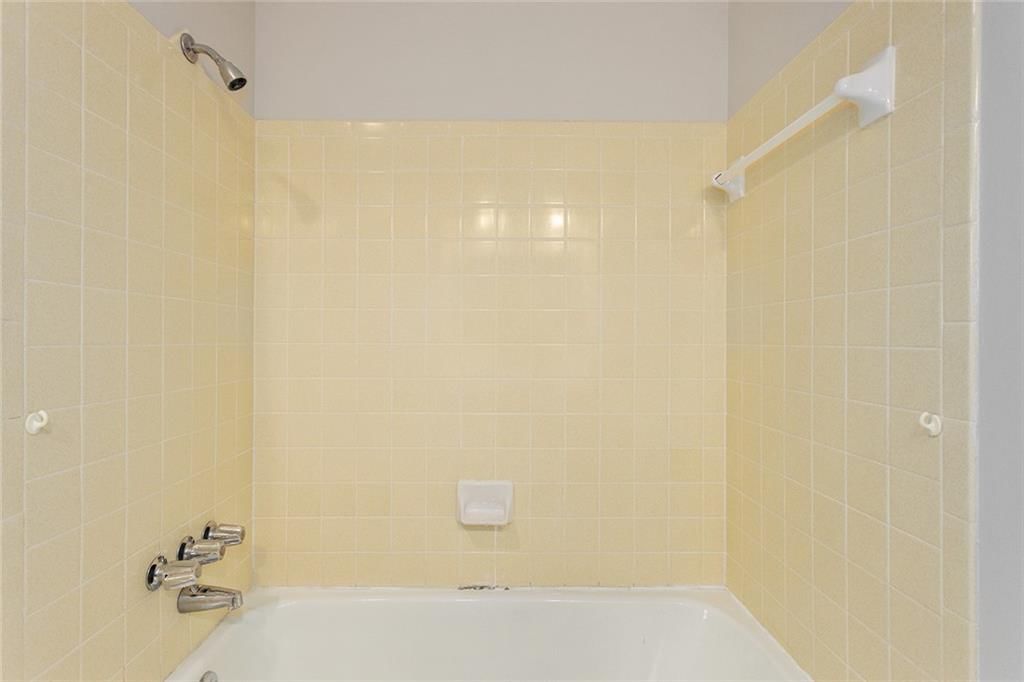 3516 NE Kingwood Place — photo 24