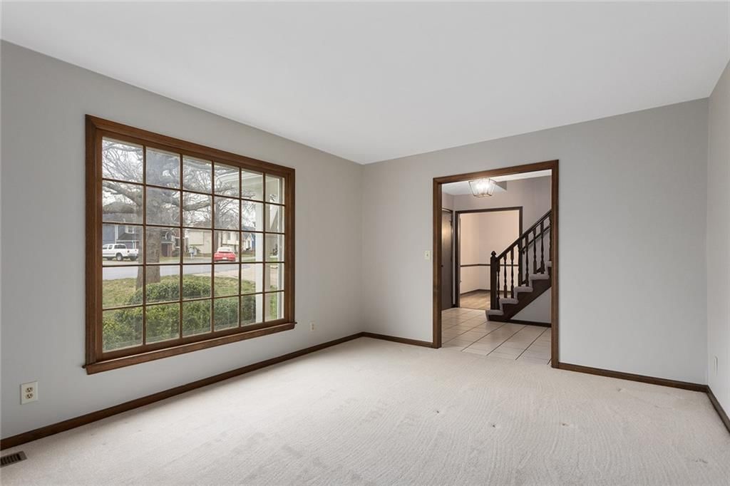 3516 NE Kingwood Place — photo 6