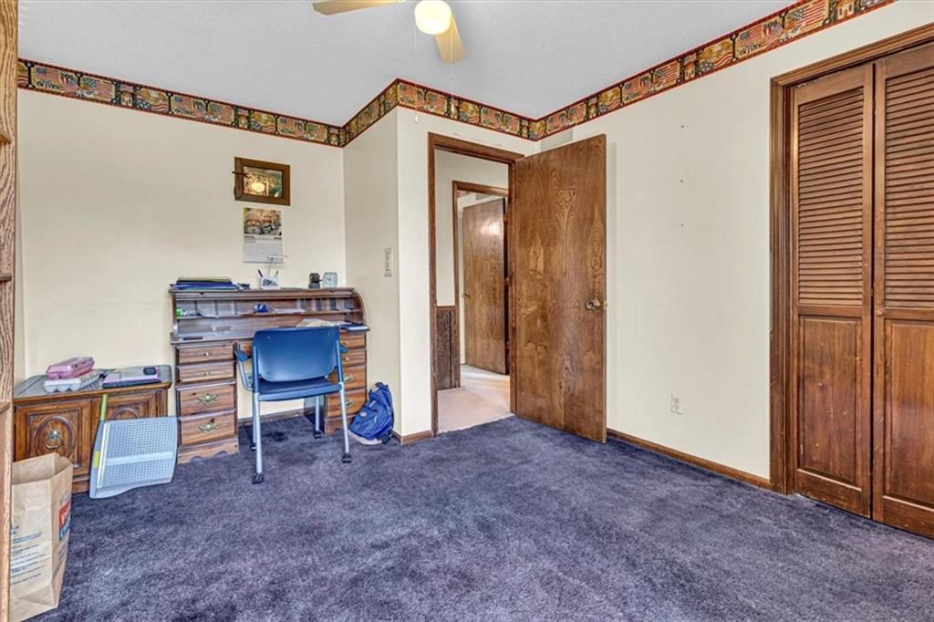 702 Walnut Street — photo 23