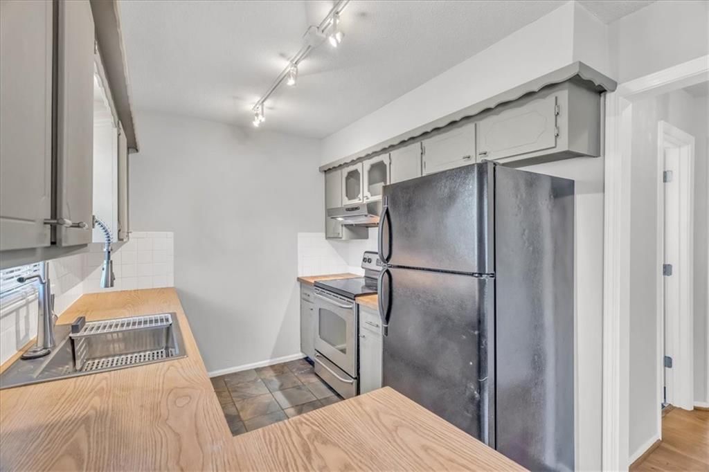 8221 Hamilton Drive — photo 6