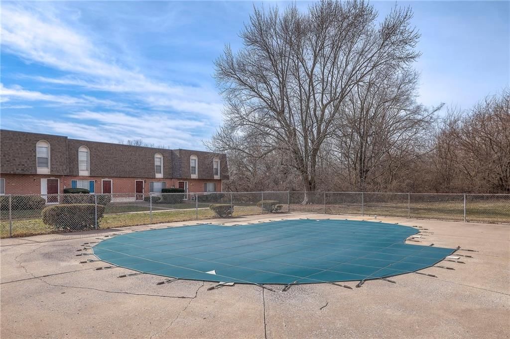 6822 Chapel Drive — photo 7
