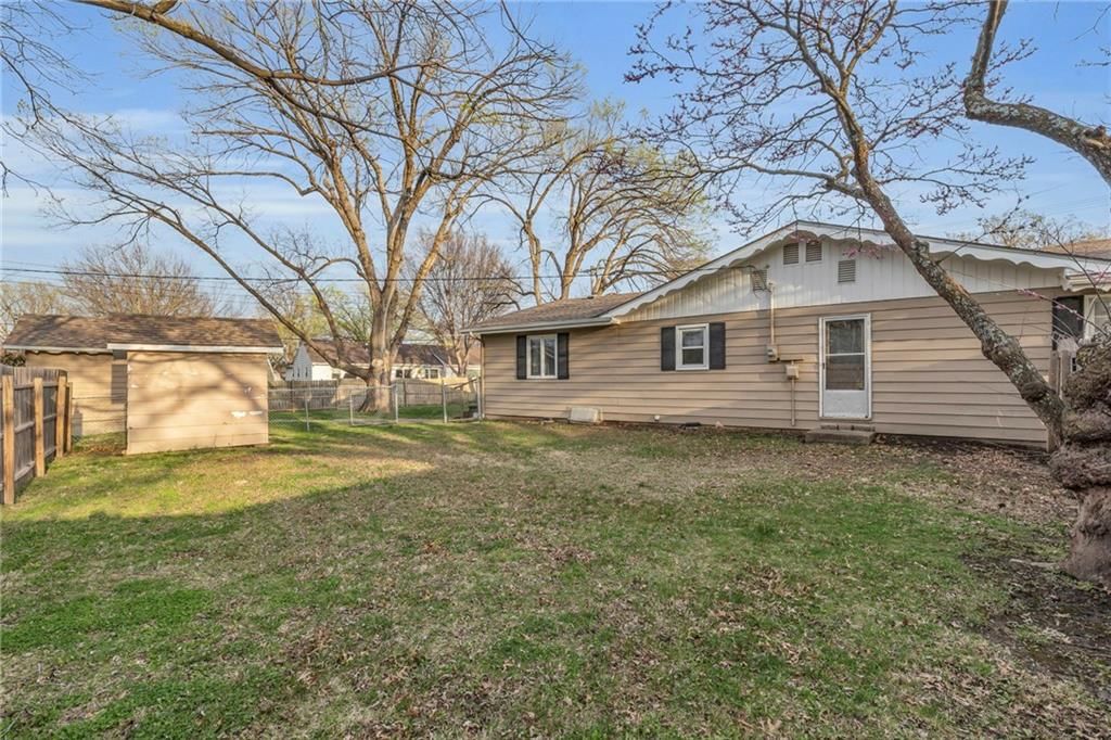 1445 S Maple Street — photo 33