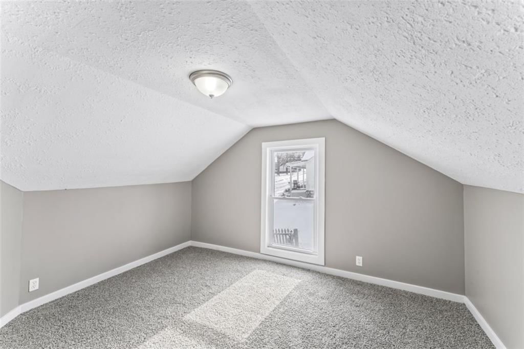 314 Grand Avenue — photo 15