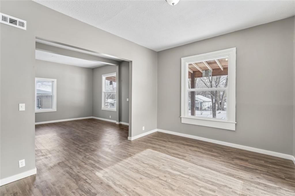 314 Grand Avenue — photo 7