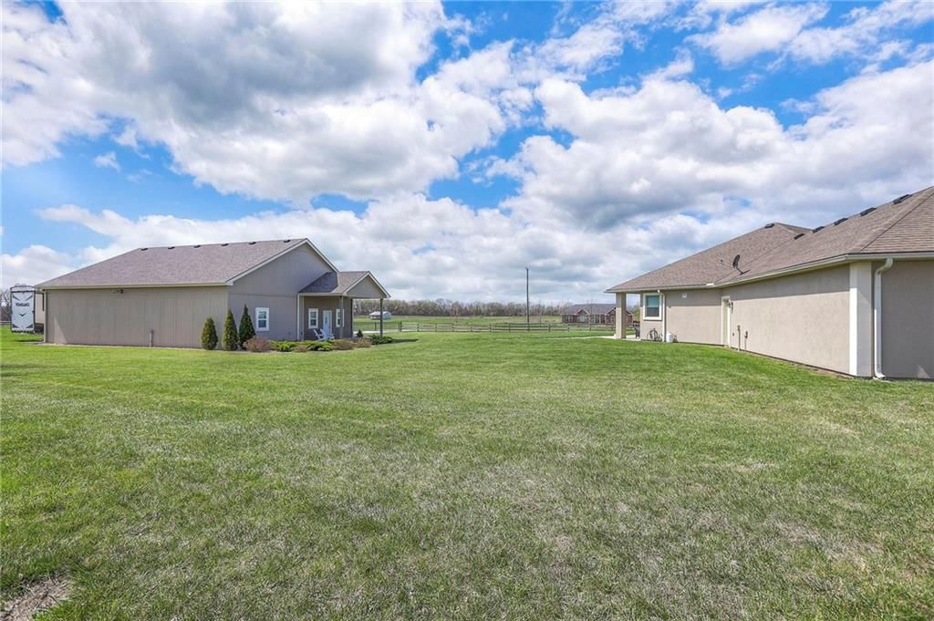 1798 NW 770th Road — photo 64