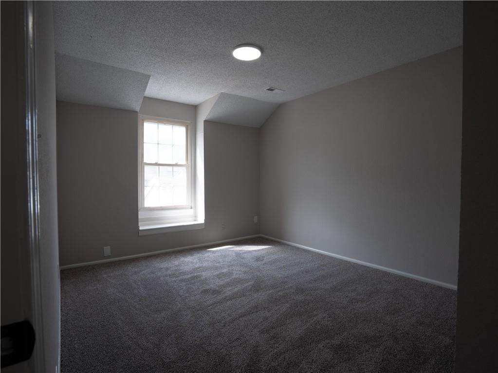 11913 E 59th Terrace — photo 16