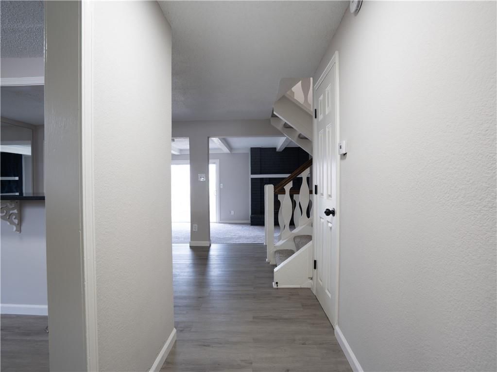 11913 E 59th Terrace — photo 3