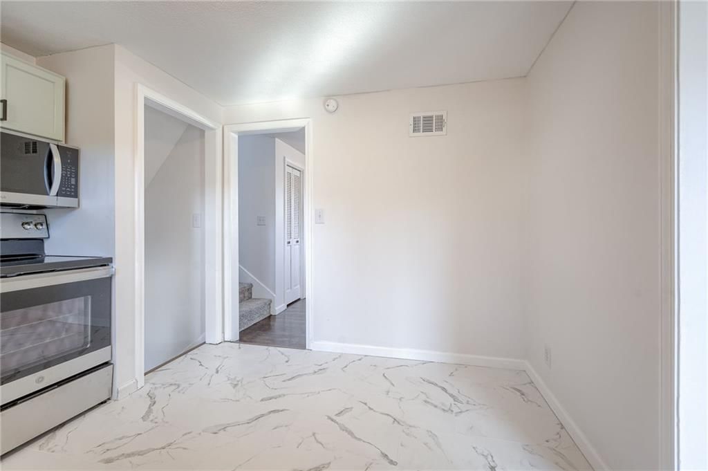 836 N 84th Drive — photo 10