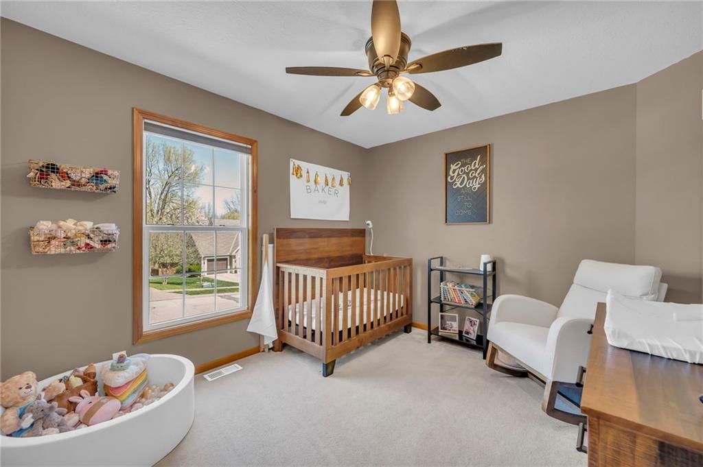 209 Lakeview Drive — photo 17