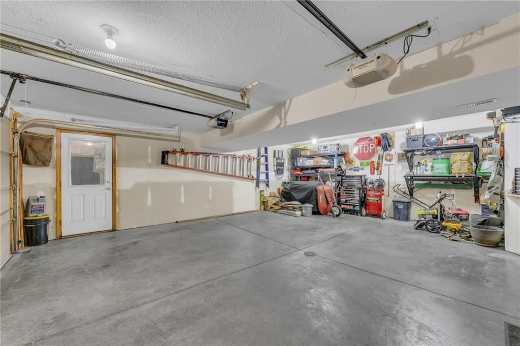 209 Lakeview Drive — photo 23