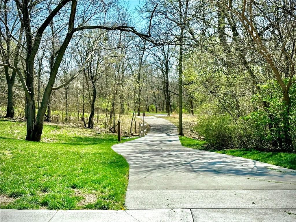 209 Lakeview Drive — photo 31