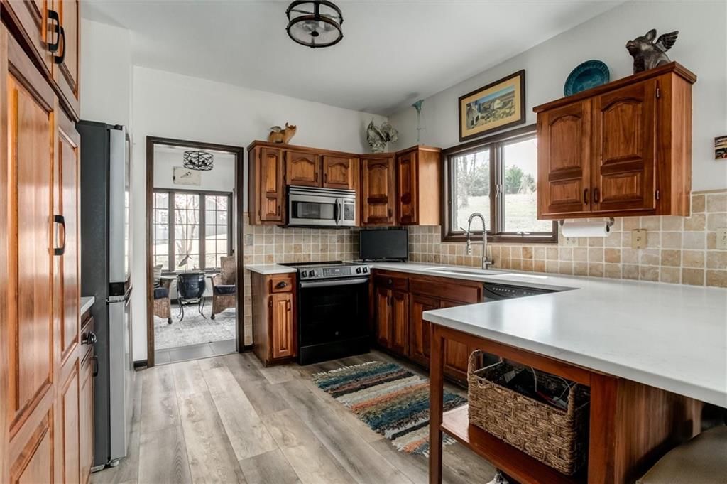 15411 Evans Road — photo 9