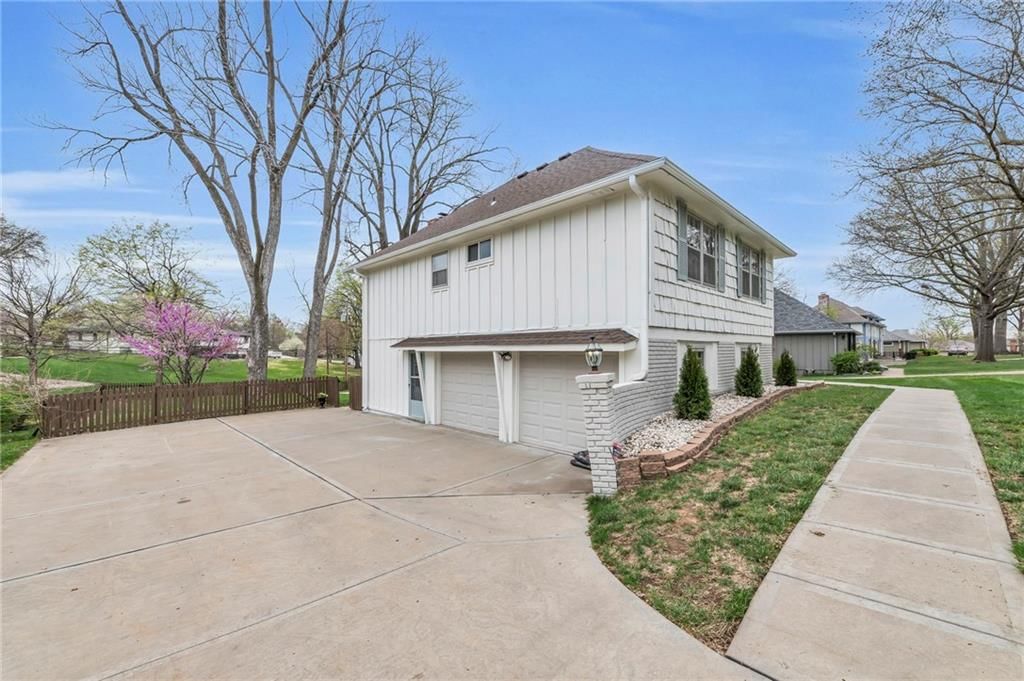 10712 W 52nd Circle — photo 26