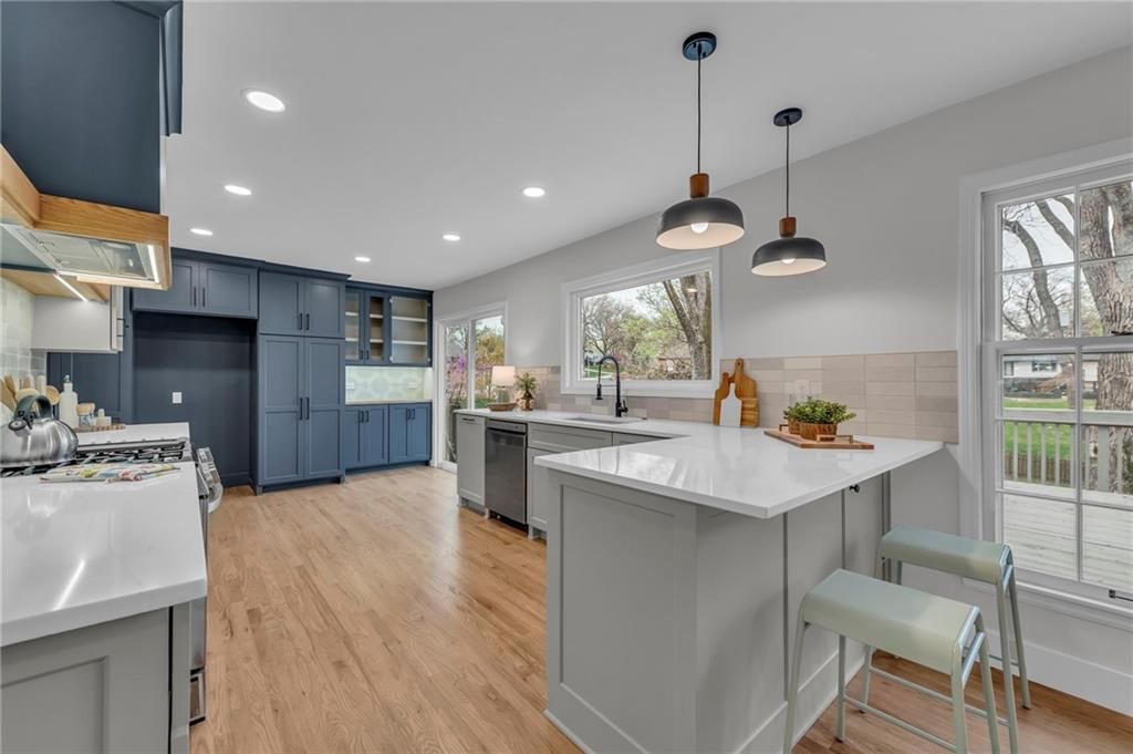 10712 W 52nd Circle — photo 8