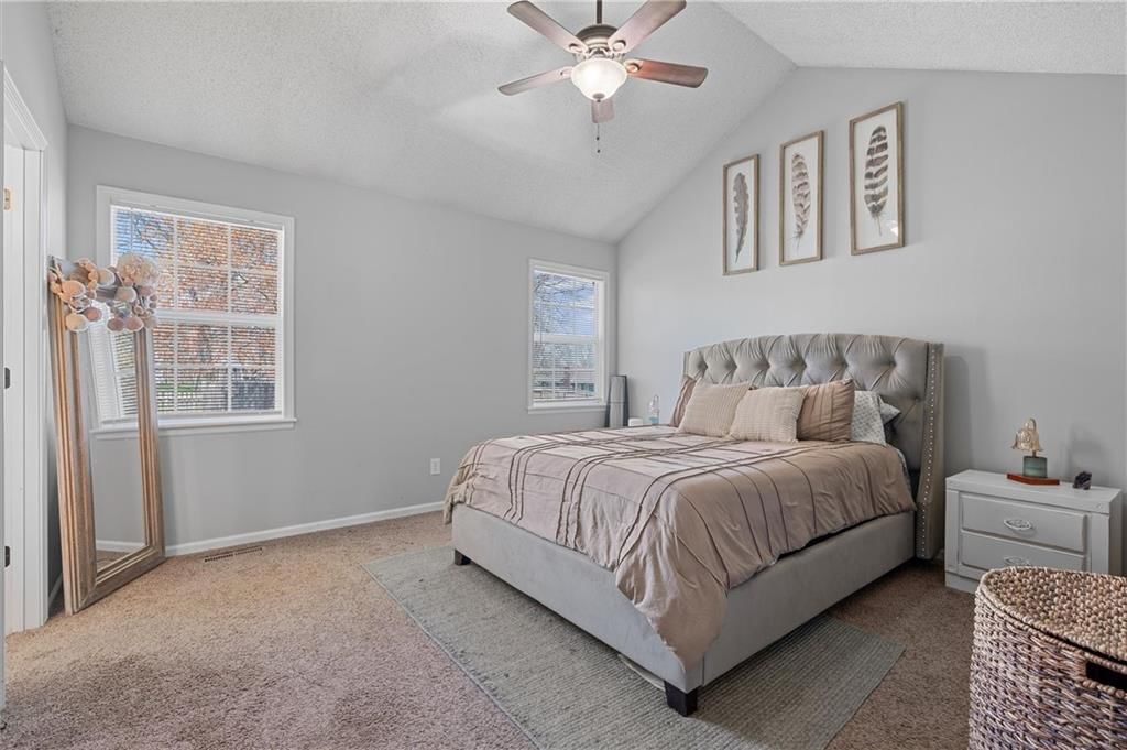 312 NE Bristol Place — photo 12