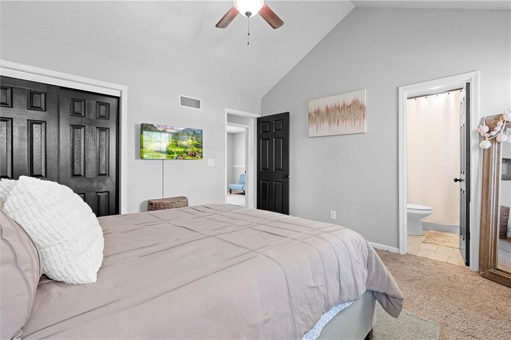 312 NE Bristol Place — photo 13
