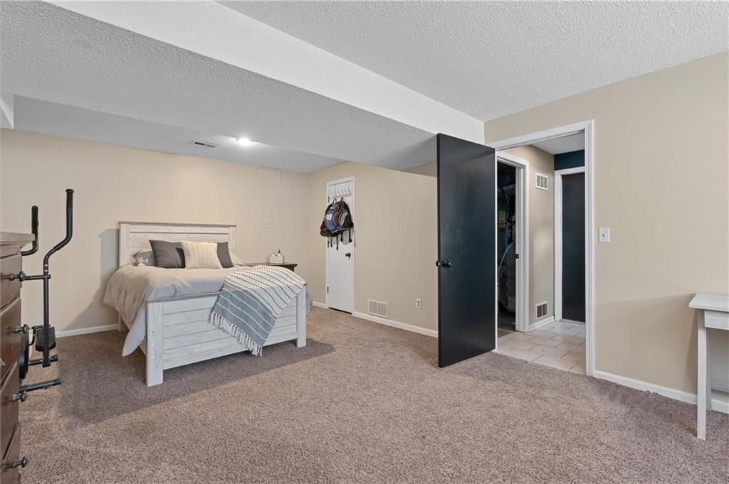 312 NE Bristol Place — photo 19