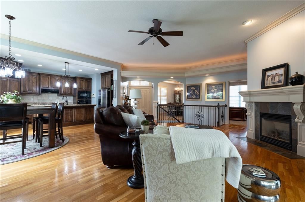 1649 NE Woodland Shores Circle — photo 21