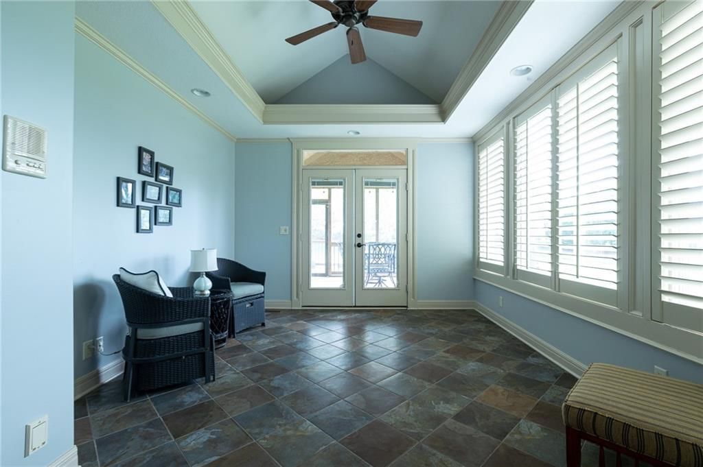 1649 NE Woodland Shores Circle — photo 23