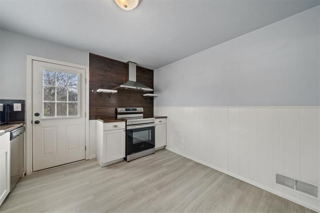 2914 S 9th Terrace — photo 8