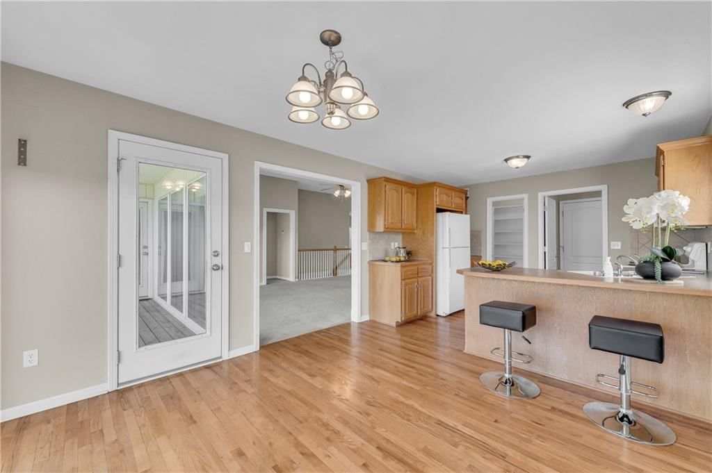 9410 N Main Street — photo 11
