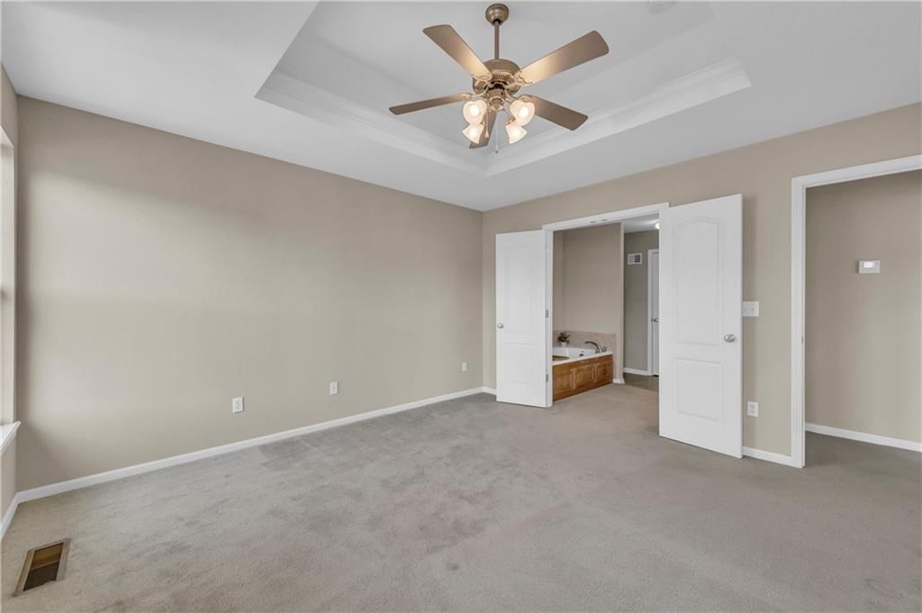 9410 N Main Street — photo 17